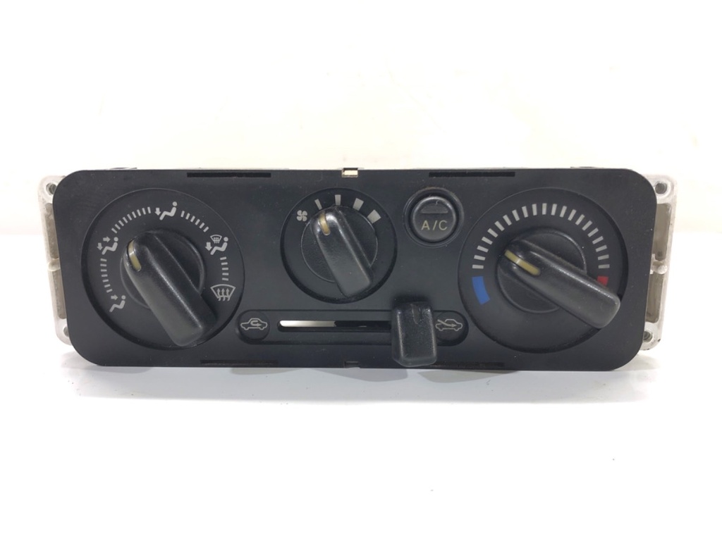 [STARK-807686] Panel de control de climatización SUZUKI JIMNY 1.5 DDiS 4x4 2005-2022