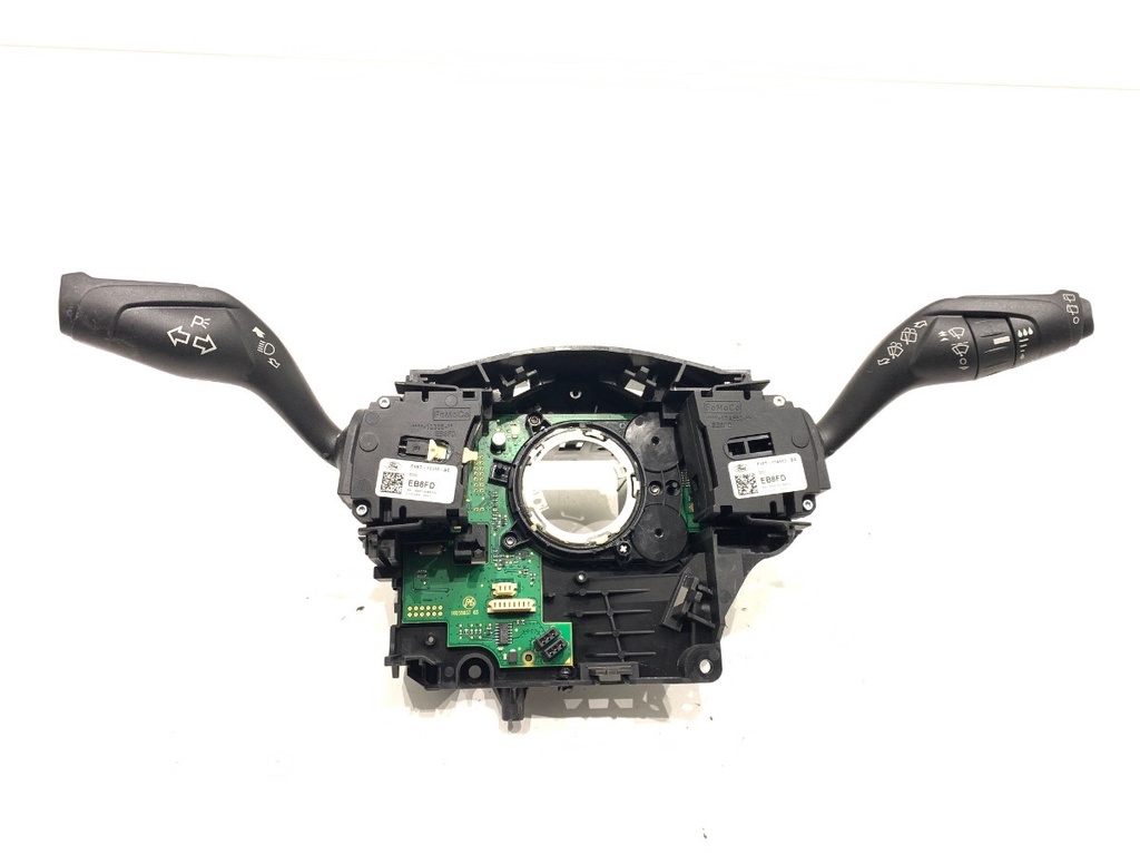 [STARK-801934] Combinado de luces Ford Kuga II (DM2) 1.5 EcoBoost 110 kW 2014-2019