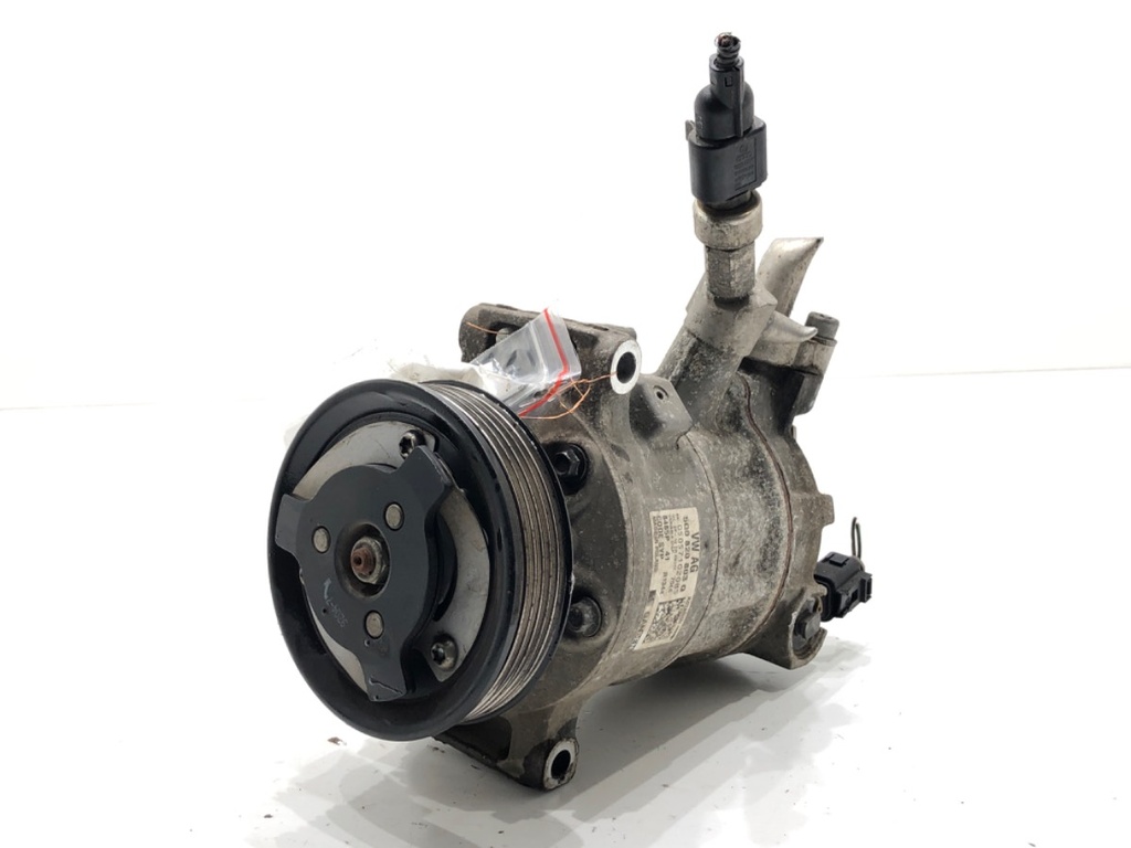 [STARK-774434] Compresor de aire acondicionado VW Caddy IV 2.0 TDI 75 kW 5Q0820803Q
