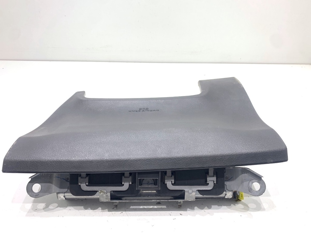 [STARK-855267] Airbag de rodilla Toyota Corolla sedán (_E15_) 2.0 D-4D 2006-2014
