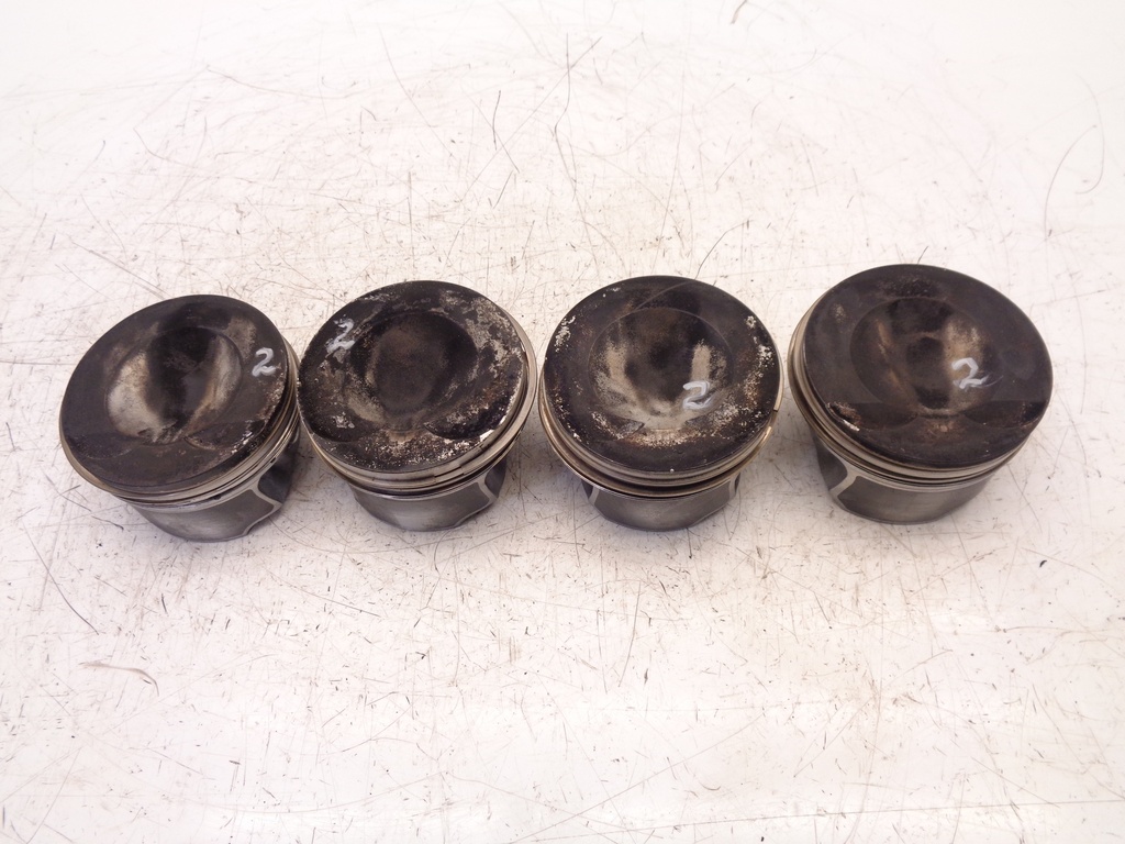 [MTD-362524] 4 Pistones para Audi A3, VW Golf Passat 2.0 TFSI Gasolina CAW CAWB 082243