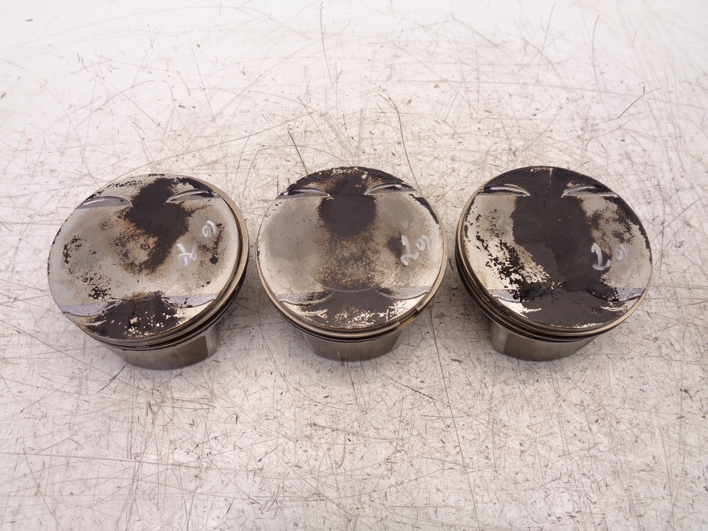 [MTD-382839] 3x pistones Mercedes-Benz GL-Class GL 450 X164 4.7 273.923 M273