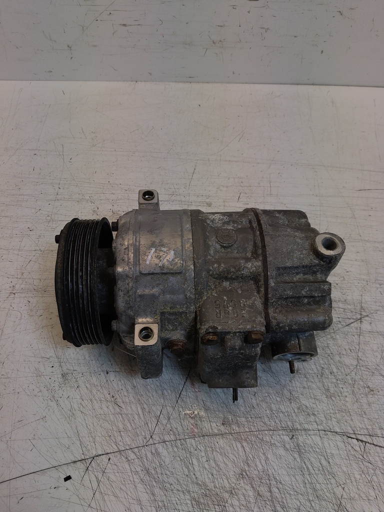 [MTD-521526] Compresor de aire acondicionado VW Golf V 1.9 TDI BKC 1K0820803Q