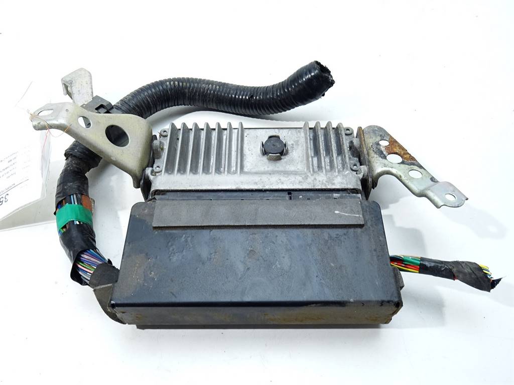[STARK-353097] Unidad de control del motor TOYOTA YARIS (_P13_) 1.5 (NCP131_) 79 kW 2011-2022