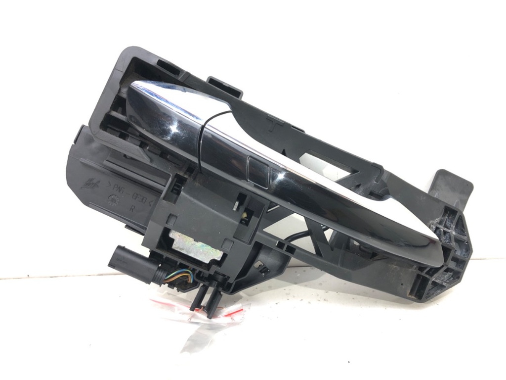 [STARK-476384] Manilla exterior de puerta delantera derecha Mercedes-Benz Clase S (W221) 2005-2013