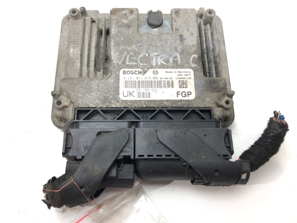 [STARK-507610] Unidad de control del motor OPEL VECTRA C Kombi (Z02) 1.9 CDTI 110 kW 2004-2008
