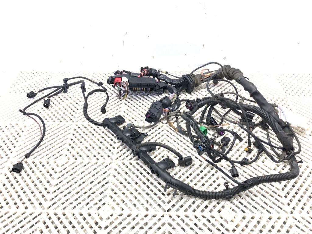 [STARK-650324] Arnés de motor AUDI A4 B8 Avant (8K5) 1.8 TFSI 2007-2015