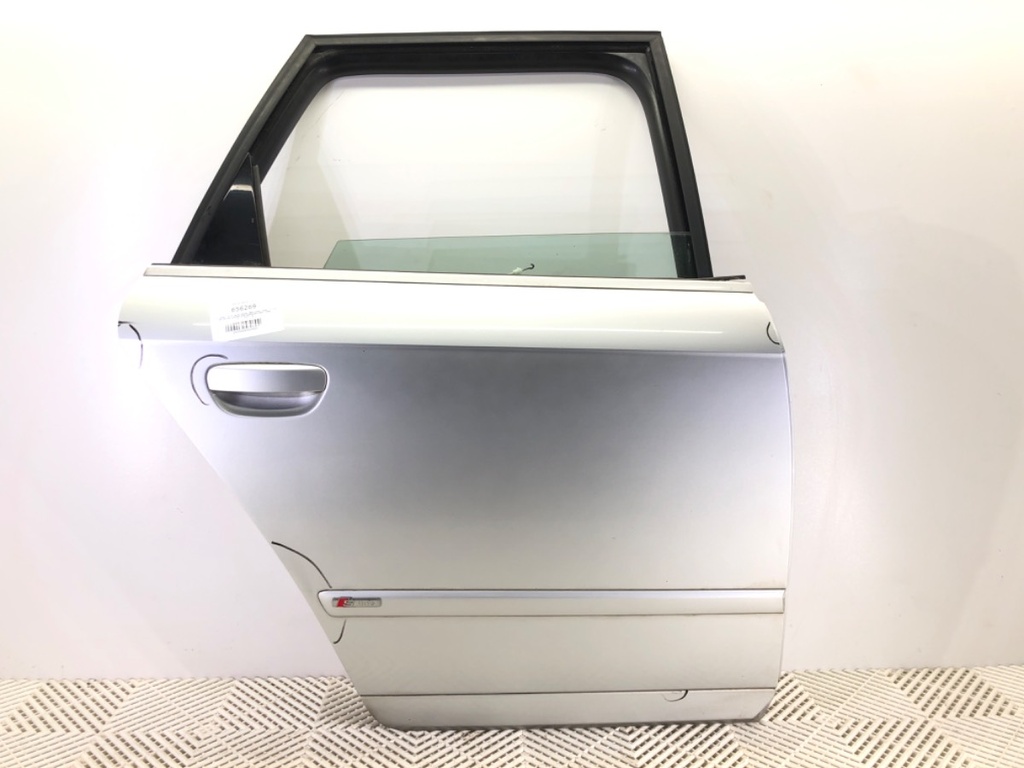 [STARK-656269] Puerta trasera derecha Audi A4 B7 Avant (8ED) 2004-2008