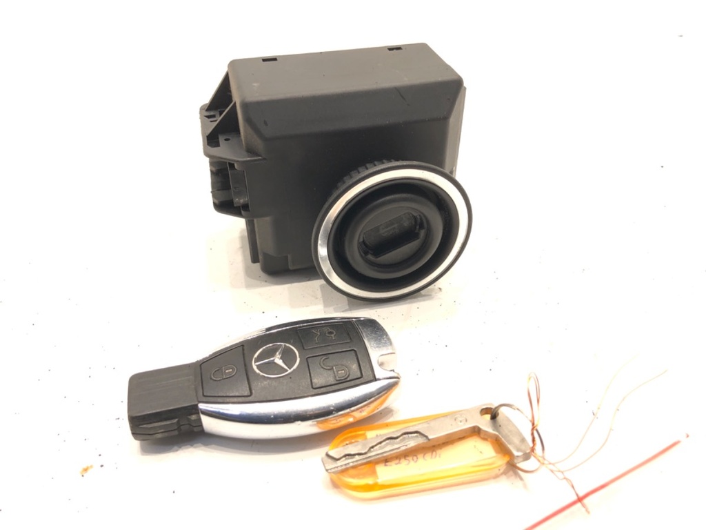 [STARK-718064] Portavasos Mercedes-Benz Clase E (W212) 2009-2016