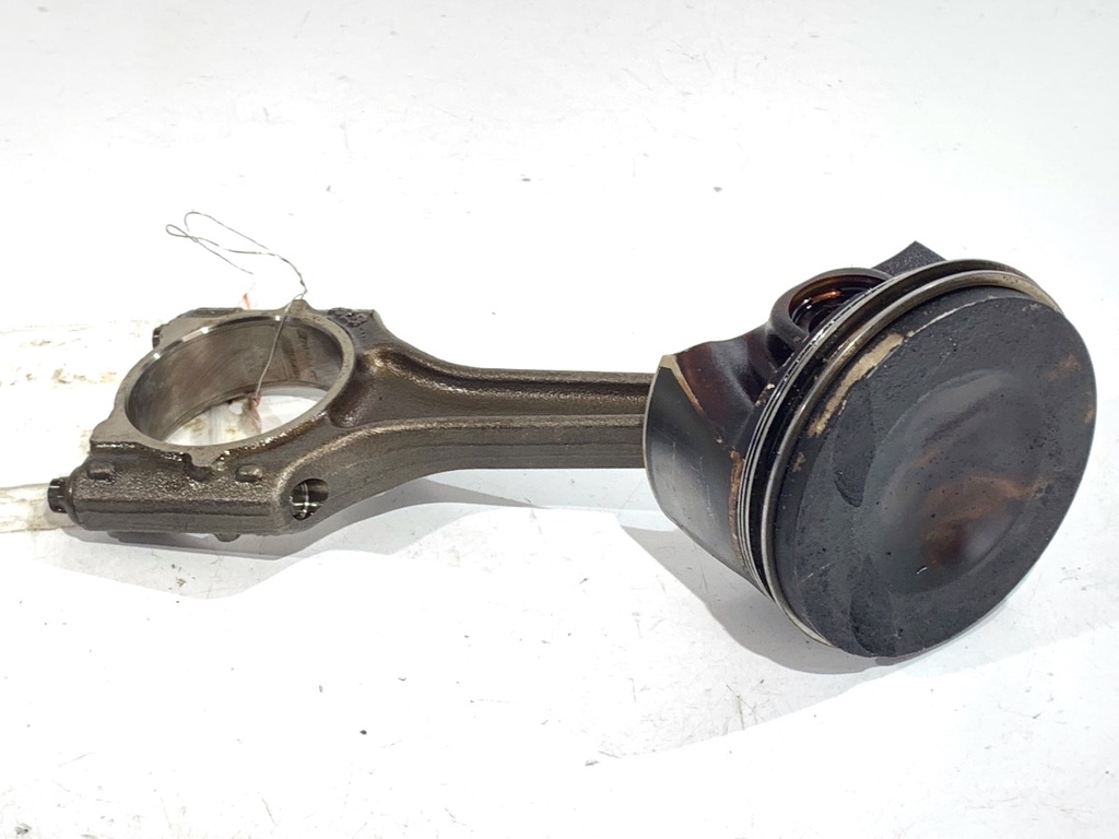 [STARK-795008] Pistón con biela VW CC B7 (358) 2.0 TFSI CBF 2011-2016