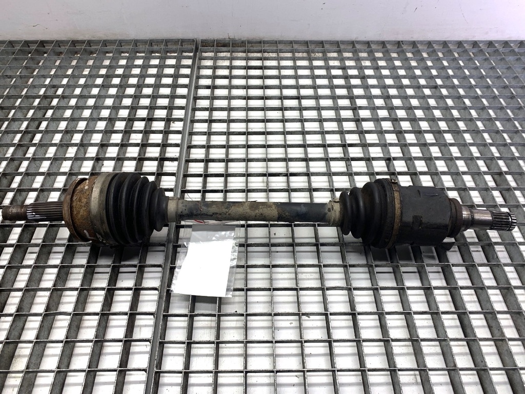 [STARK-797836] Palier delantero izquierdo Toyota Auris (_E18_) 1.6 (ZRE181_, ZRE185_) 2012-2018