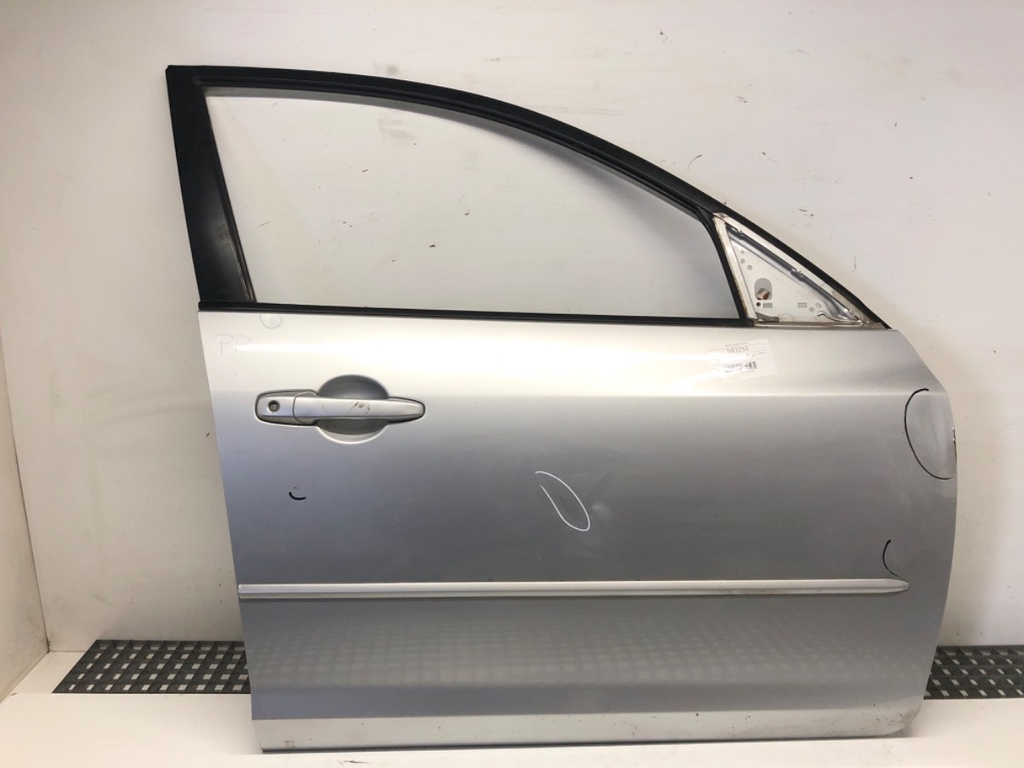 [STARK-583250] Puerta delantera derecha MAZDA 3 (BK) 2003-2009 1.6 (BK14) 77 kW