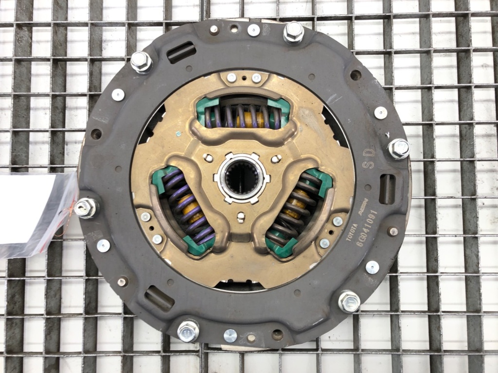 [STARK-676552] Embrague Toyota C-HR (_X1_) 1.8 Hybrid (ZYX10_, ZYX11_) 90 kW 2016-2022