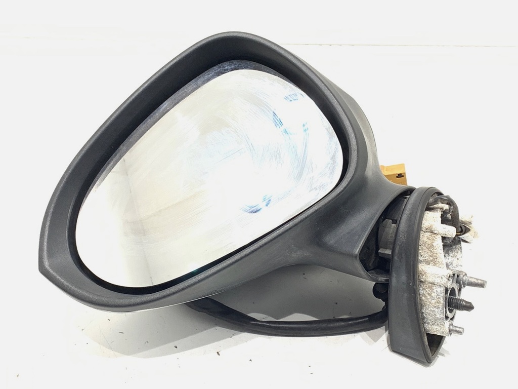 [STARK-701540] Retrovisor izquierdo SEAT EXEO (3R2) 2.0 TDI 105 kW 2008-2013