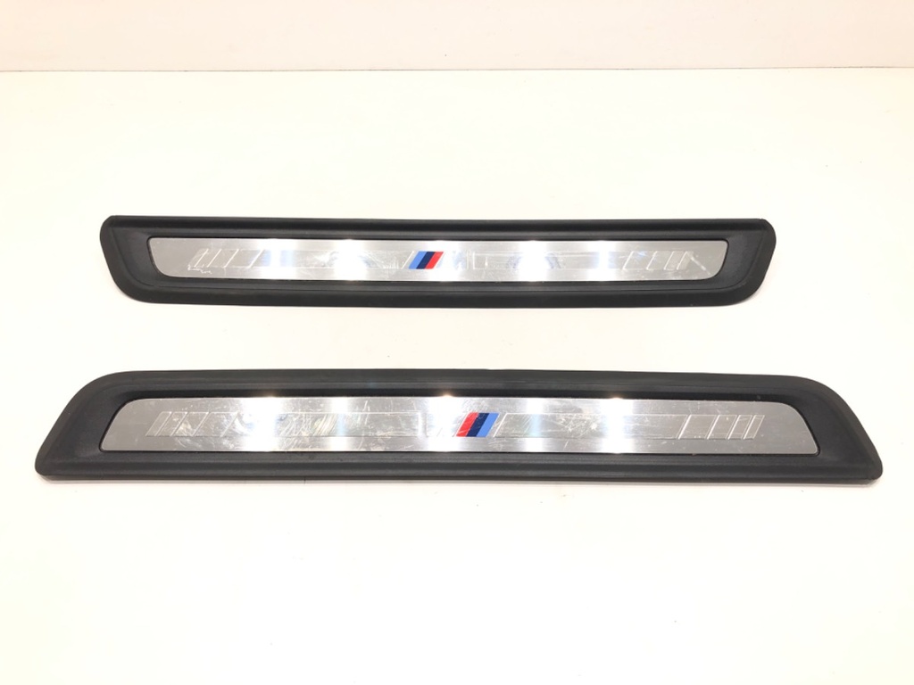 [STARK-709429] Moldura de umbral derecha BMW Serie 3 Touring (G21, G81) 2019-2022