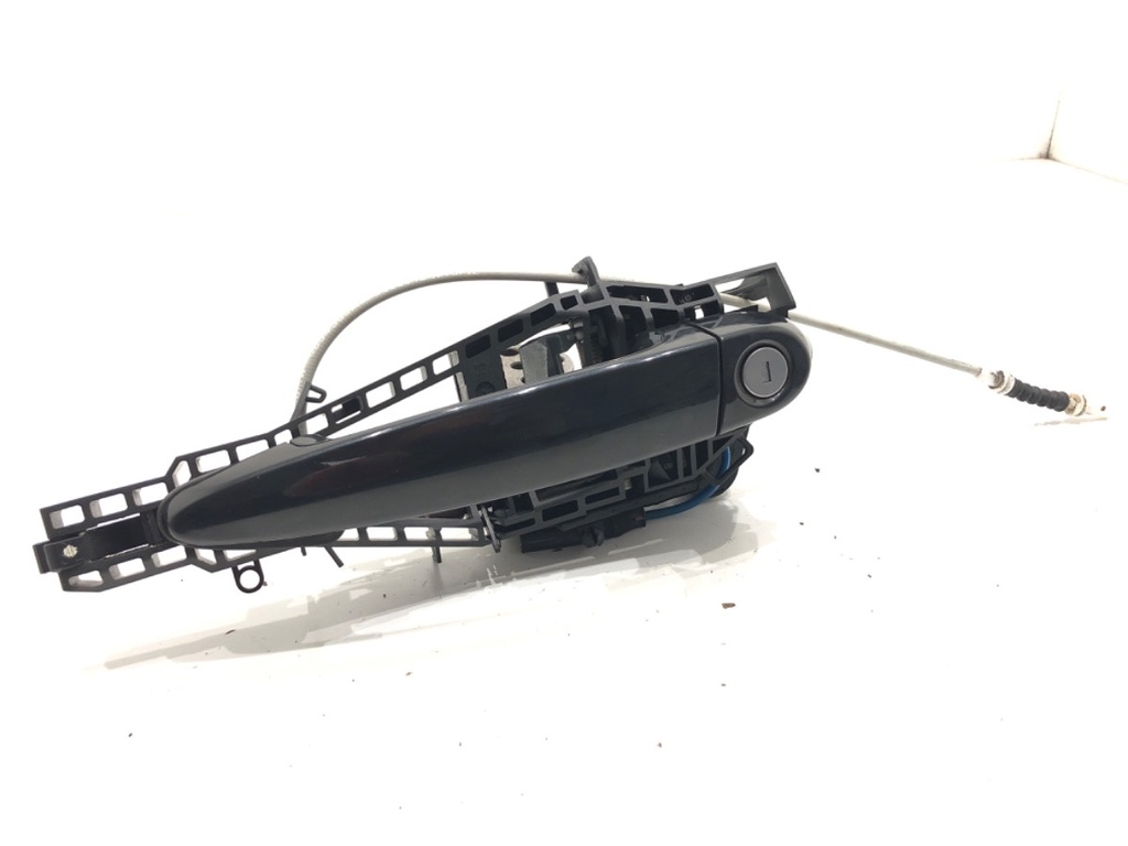 [STARK-714277] Manilla exterior delantera izquierda BMW Serie 1 (F20) 2011-2019