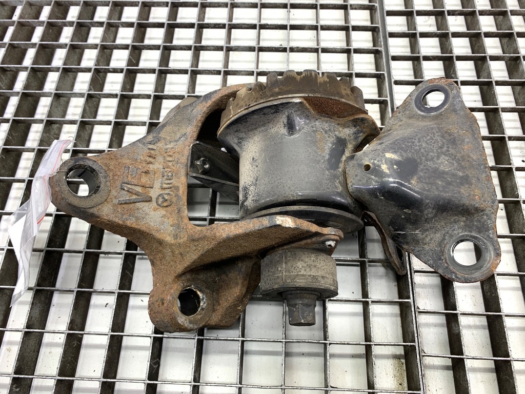 [STARK-716053] Soporte de motor izquierdo Mazda CX-9 (TB) 2006-2022 3.7 204 kW 277 CV gasolina