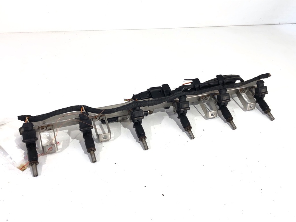 [STARK-728078] Riel de inyectores BMW Serie 5 Touring (E61) 525i 2005-2010