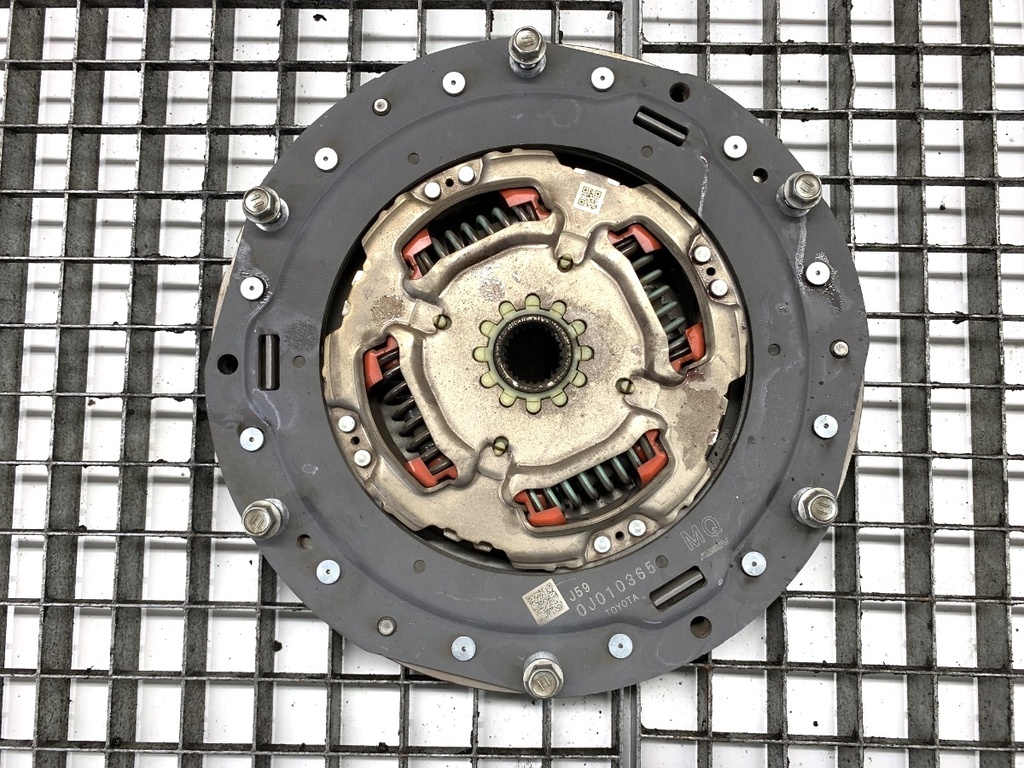 [STARK-733439] Embrague Toyota Corolla Kombi (_E21_) 2.0 Hybrid (MZEH12) 2019-2022
