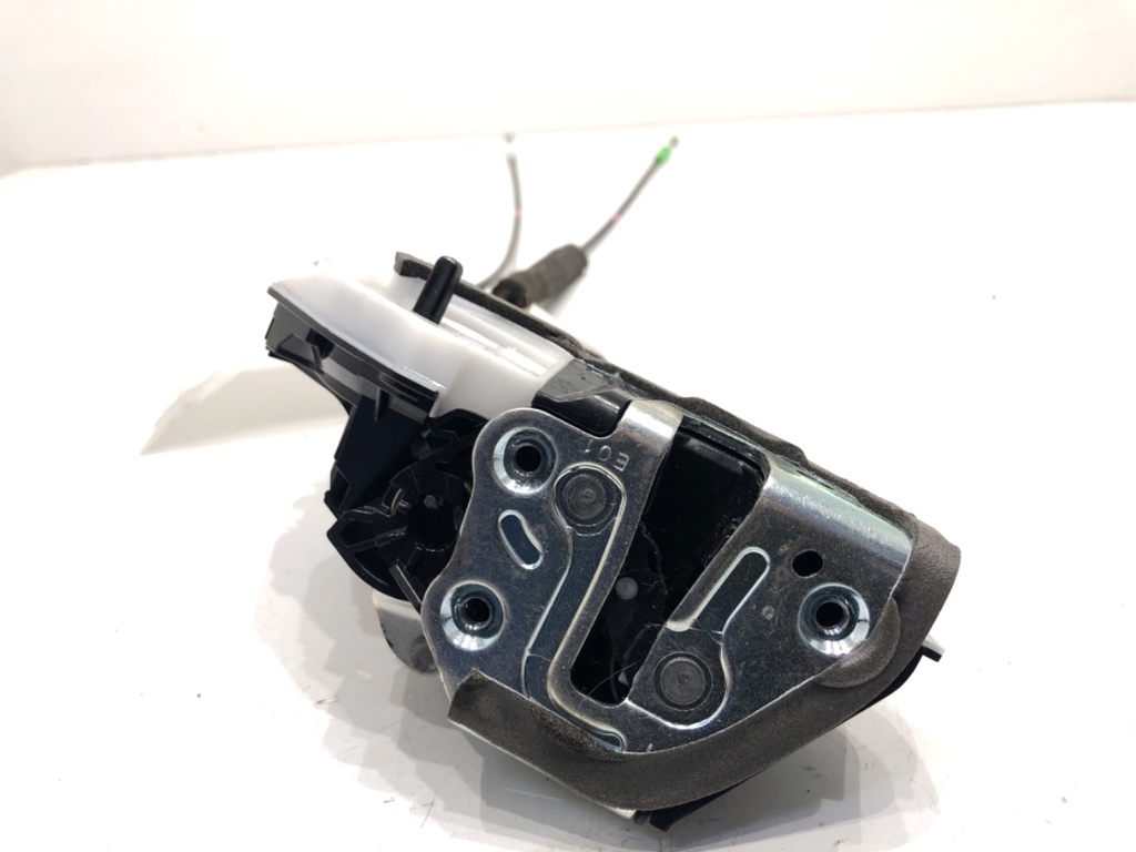 [STARK-736647] Cerradura de puerta trasera derecha Toyota Camry (_V7_, _VA7_, _VH7_) 2017-2022