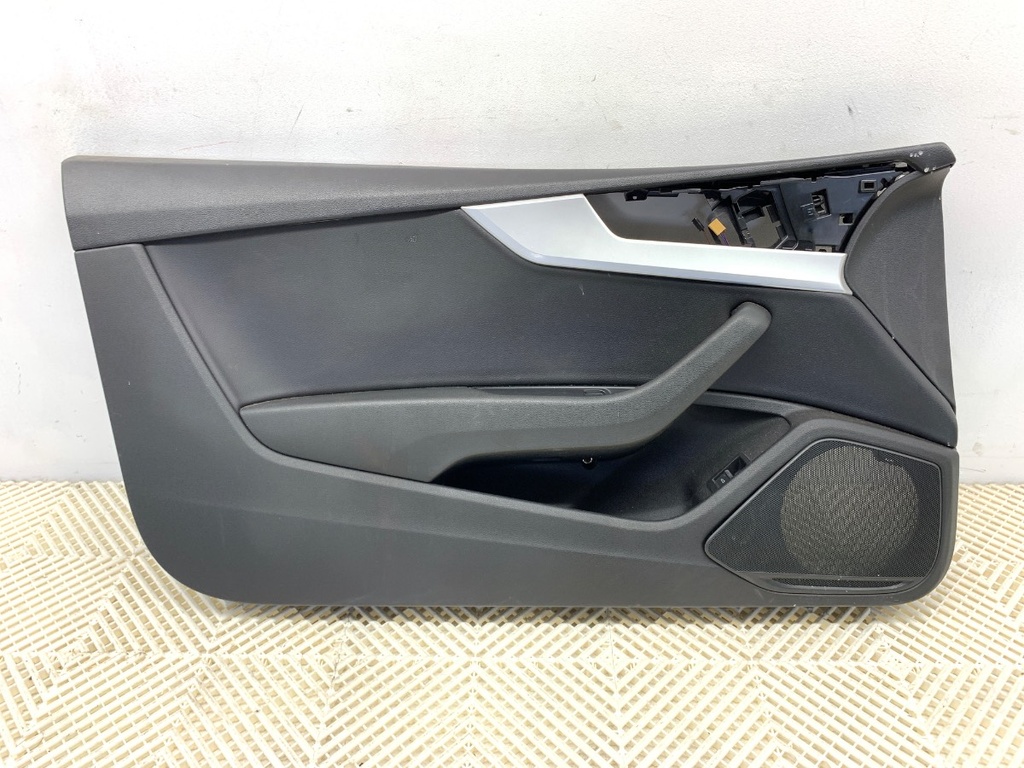 [STARK-784395] Panel de puerta delantero izquierdo Audi A5 (F53, F5P) 2016-2022