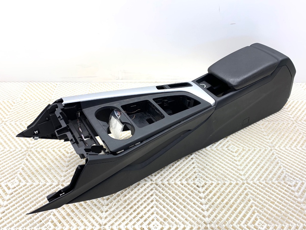 [STARK-788207] Túnel central Audi A4 B9 Avant (8W5, 8WD) 2015-2025