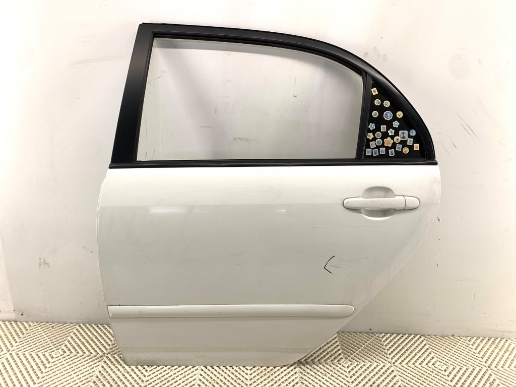 [STARK-790687] Puerta trasera izquierda Toyota Corolla (_E12_) 2001-2007