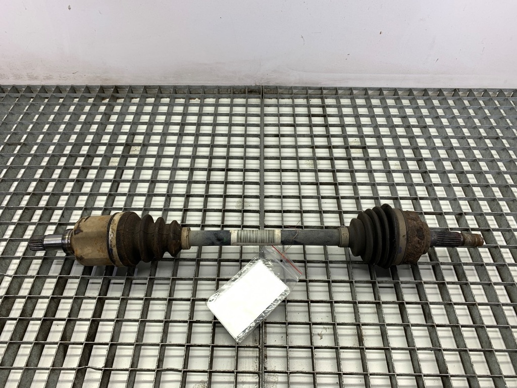 Semieje delantero izquierdo CITROEN C3 III (SX) 1.2 PureTech 82 2016-2024