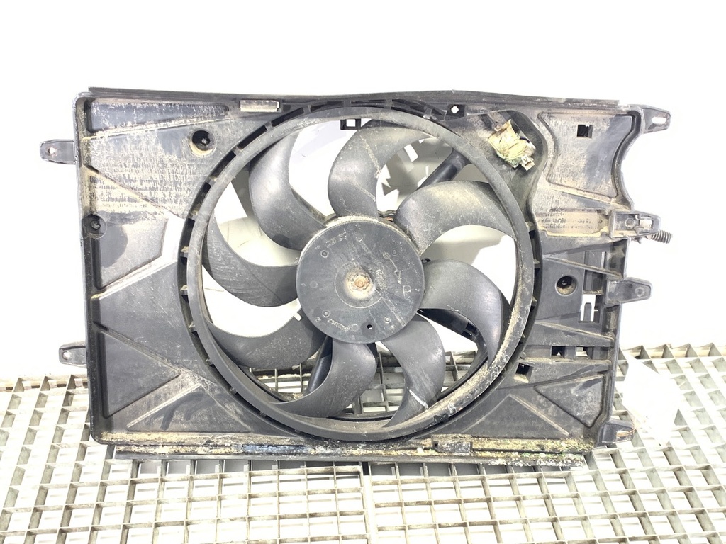 [STARK-803066] Ventilador de radiador FIAT Tipo Kombi (356_) 1.4 88kW 2016-2022