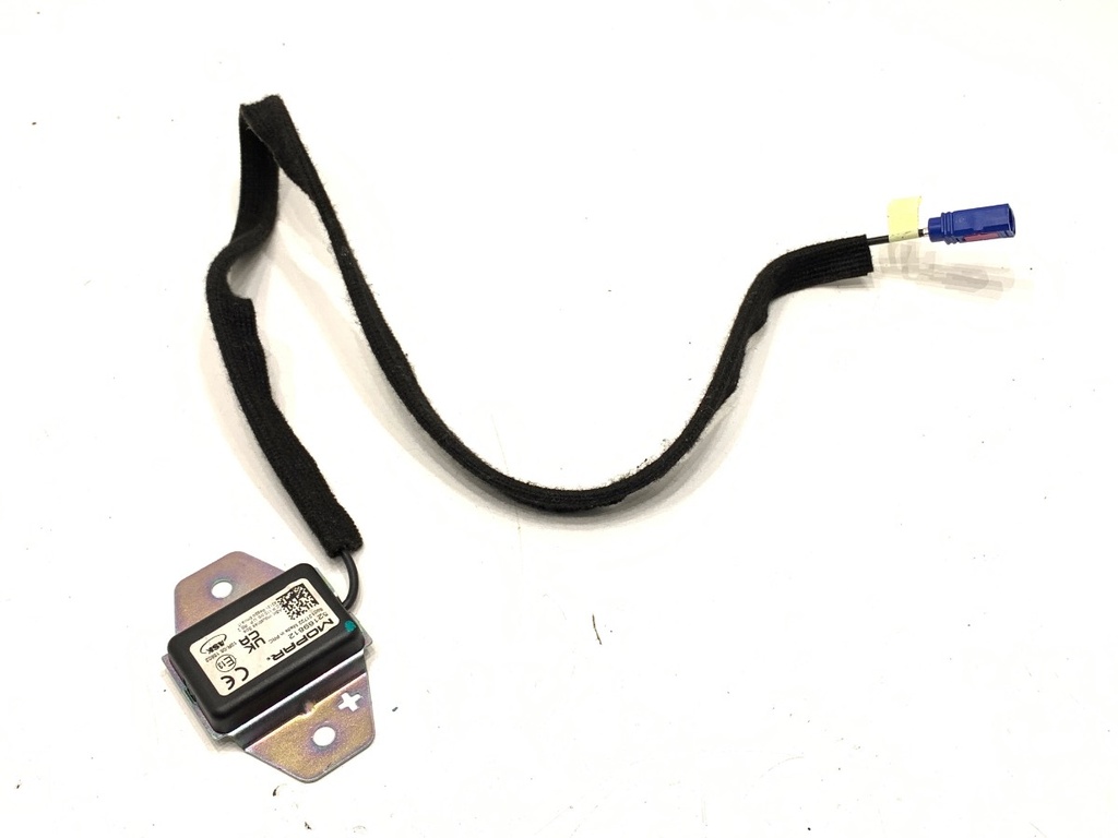[STARK-804607] Antena FIAT 500 (312_) 2007-2022