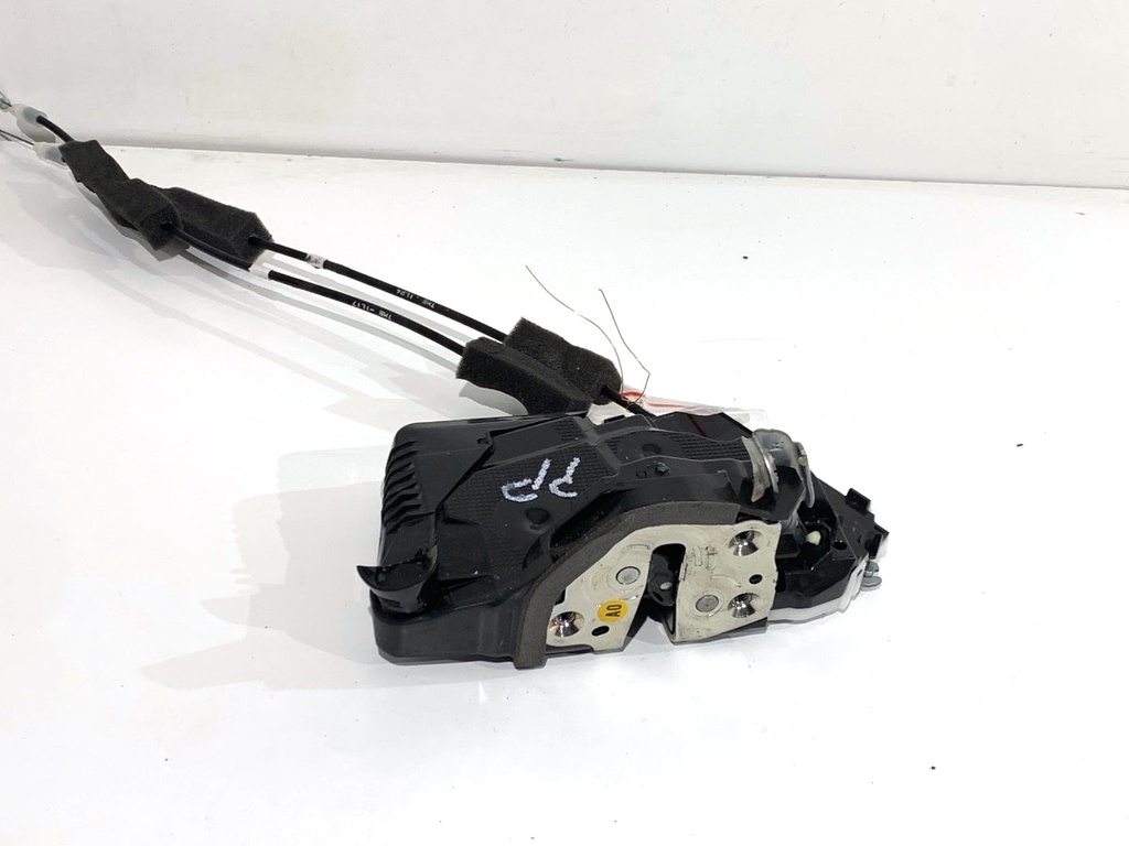 [STARK-810016] Cerradura de puerta delantera derecha Honda CR-V V (RW_, RT_) 2016-2022