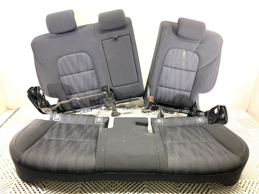 [STARK-810896] Asiento trasero segunda fila KIA Sportage IV (QL, QLE) 2015-2022 1.6 GDI 97 kW