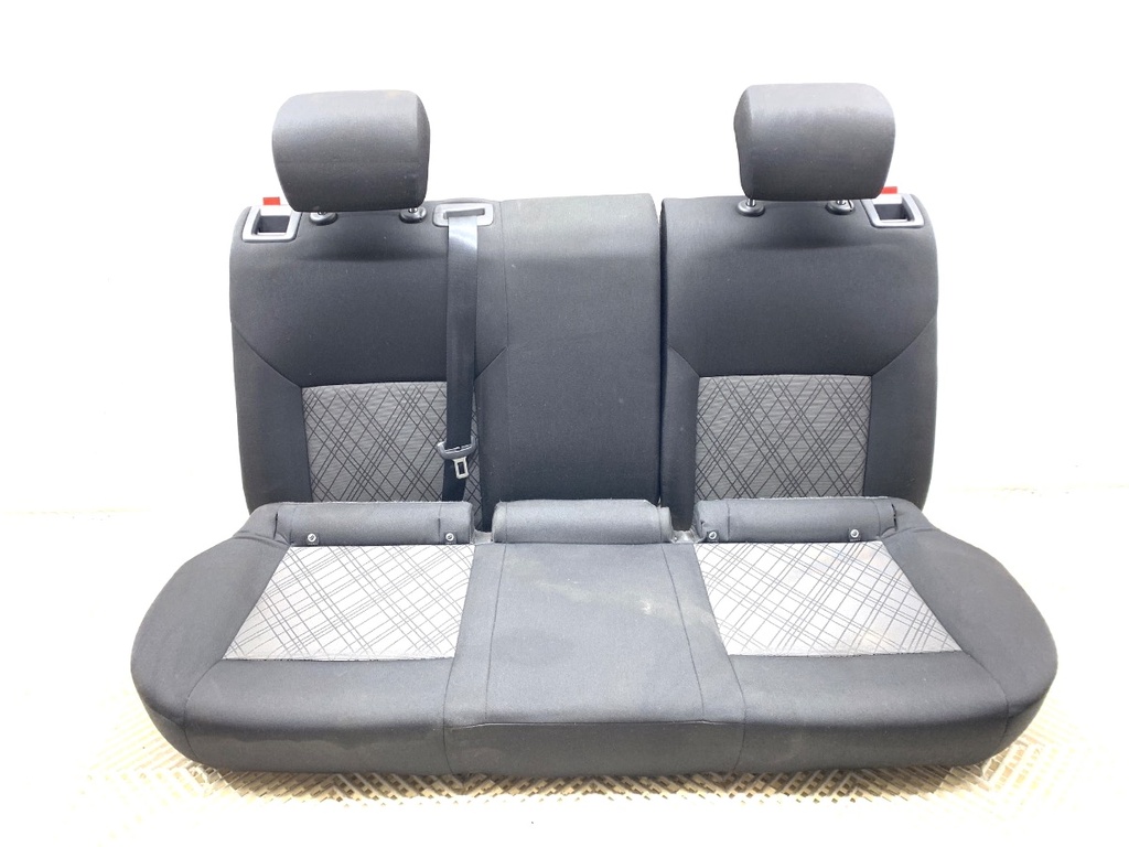 [STARK-810945] Asiento trasero SEAT Toledo IV (KG3) 2012-2019 1.2 TSI 66 kW