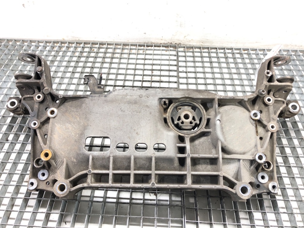[STARK-811387] Soporte de motor VW CC B7 (358) 2.0 TDI 103 kW 2011-2016
