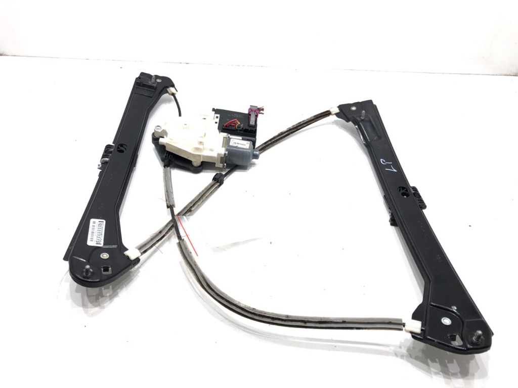 [STARK-813816] Elevador de ventana delantero izquierdo VW Passat B7 (A32, A33) 1.8 TSI 125 kW 2013-2022