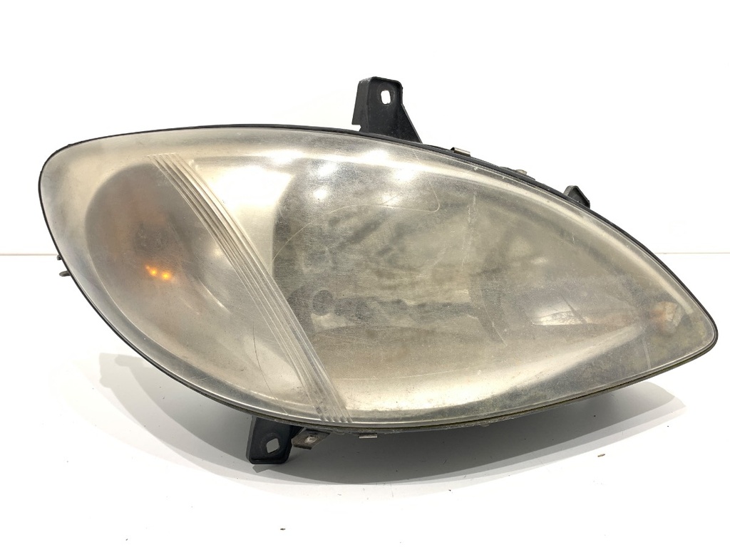 [STARK-814336] Faros delanteros derecho Mercedes-Benz Vito Autobus (W639) 2003-2022