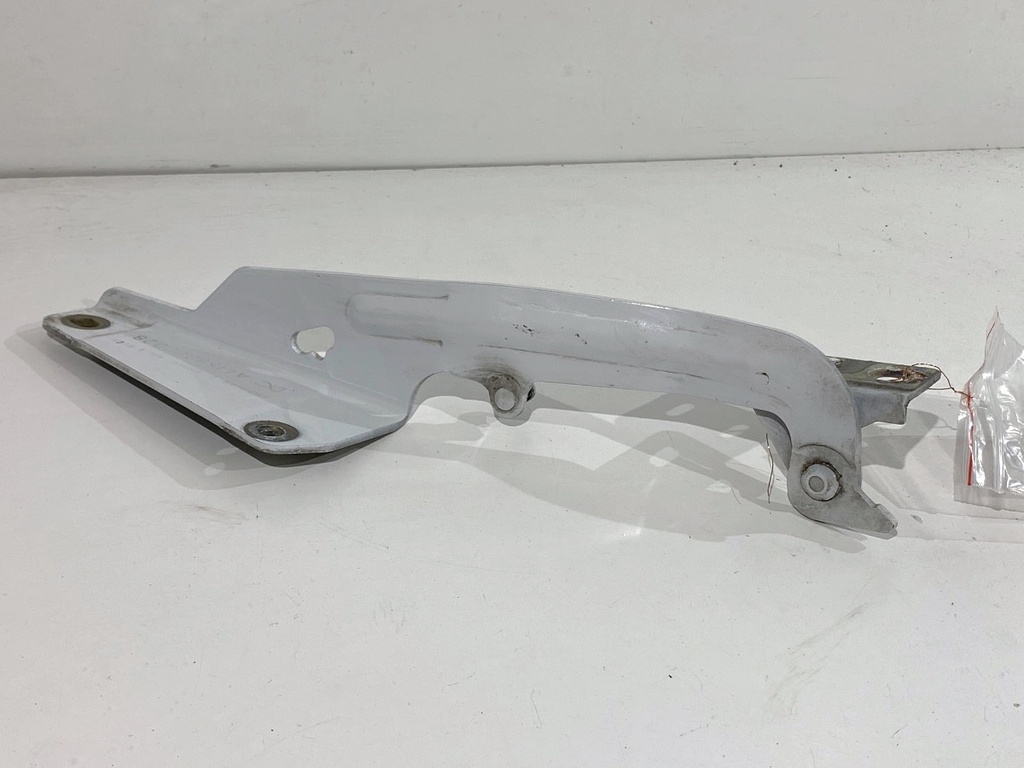 [STARK-816315] Bisagra de capó delantero izquierdo RENAULT KANGOO / GRAND KANGOO II (KW0/1_) 2008-2022