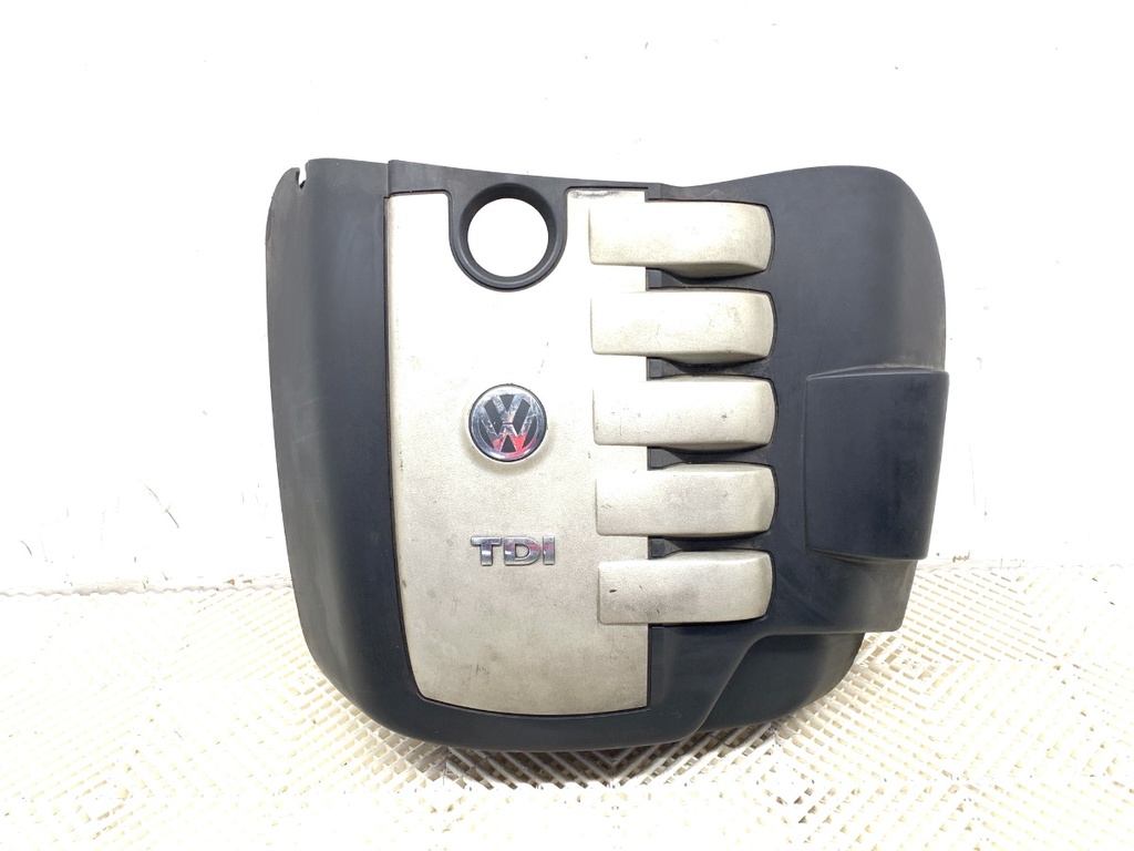 [STARK-820343] Cubierta de motor VW Touareg (7LA, 7L6, 7L7) 2002-2013 2.5 R5 TDI
