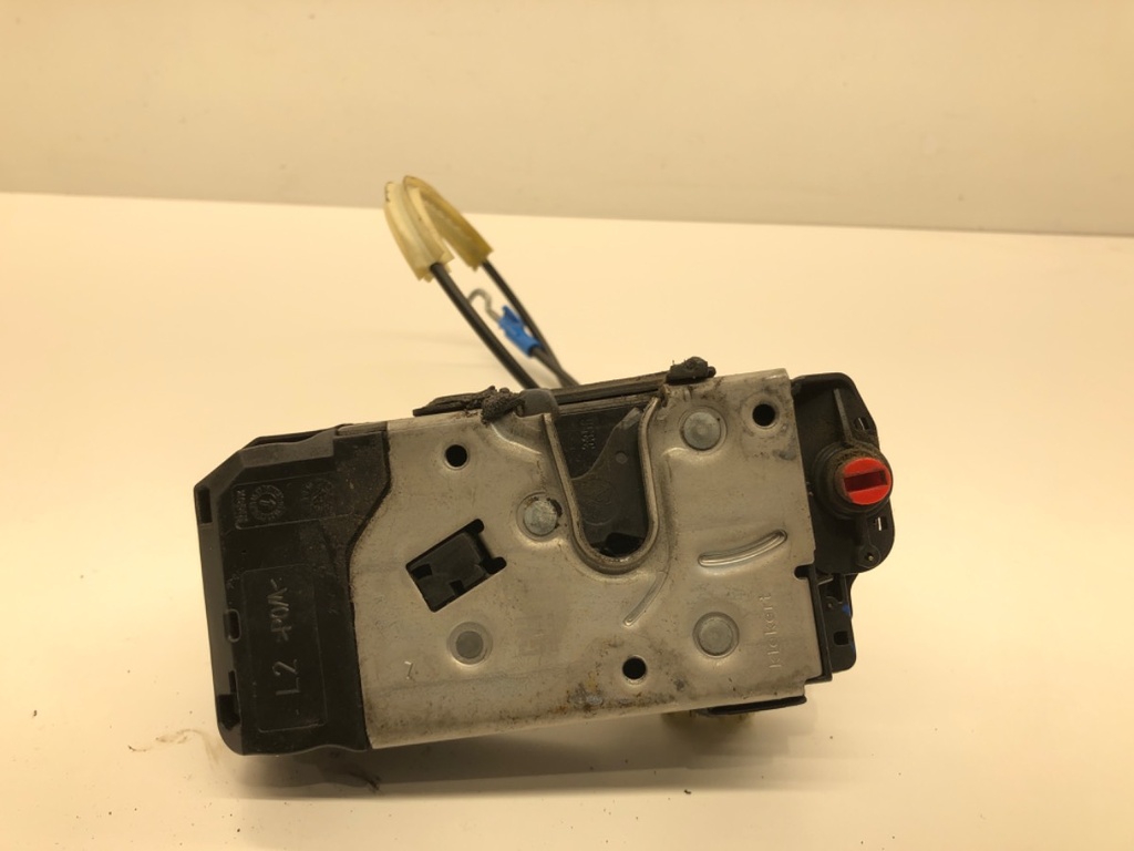 [STARK-820900] Cierre de puerta trasera izquierda OPEL ZAFIRA / ZAFIRA FAMILY B (A05) 2005-2019