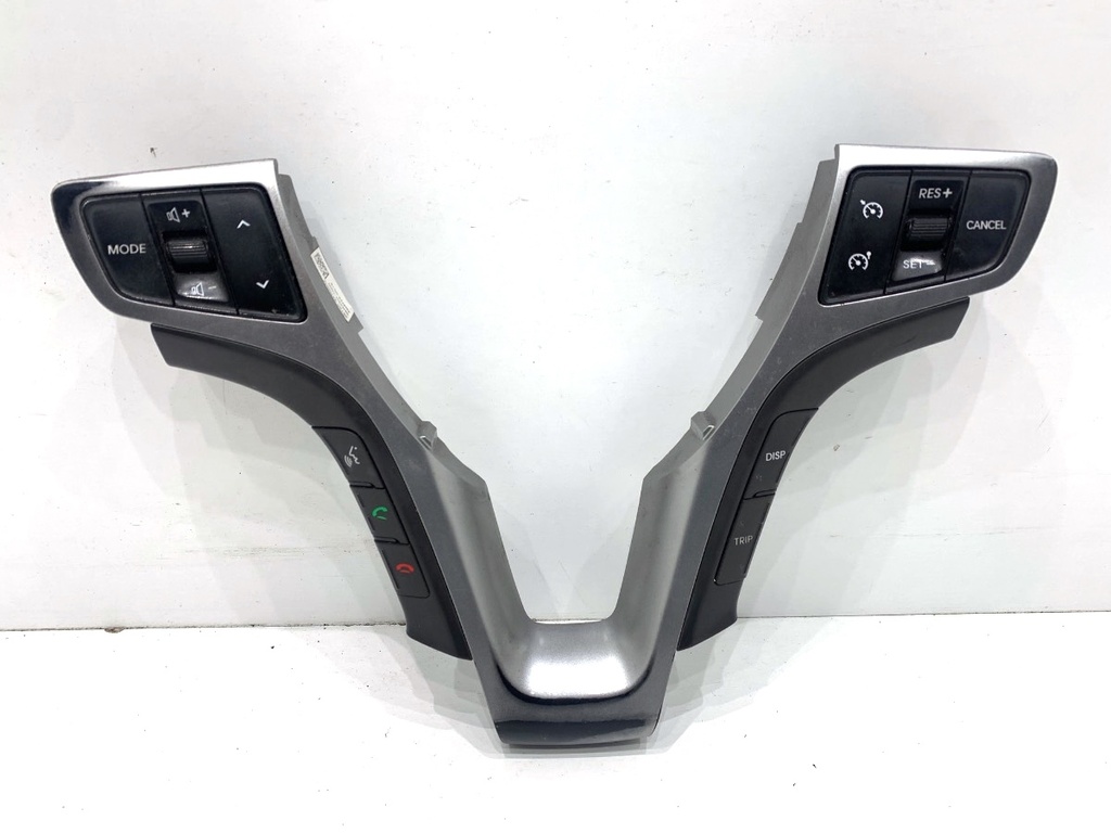 [STARK-825748] Interruptores de volante HYUNDAI i40 I (VF) 2012-2022