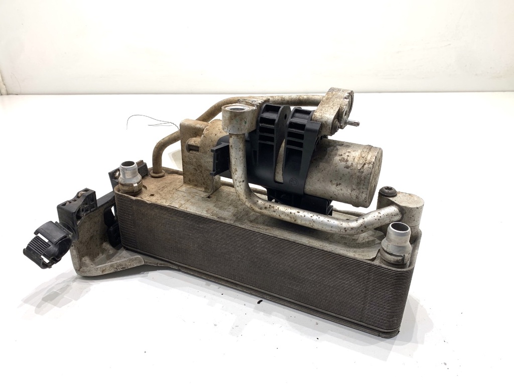 [STARK-826194] Radiador de aire acondicionado BMW 3 Gran Turismo (F34) 320 i 2016-2022