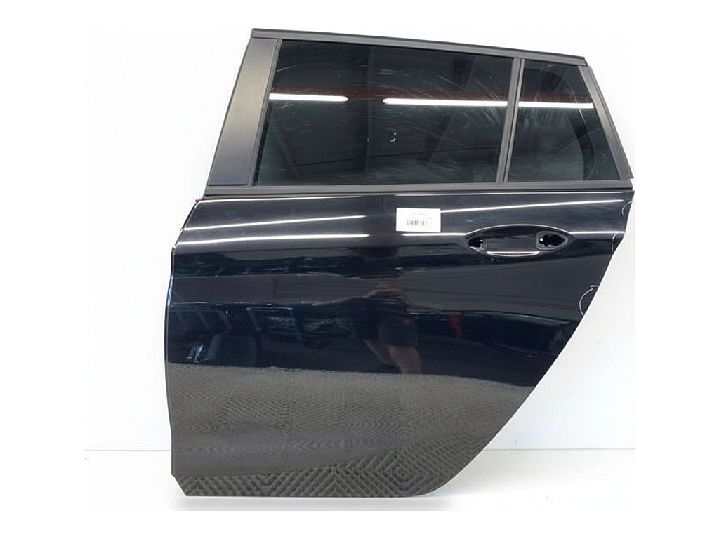 [STARK-907453] Puerta trasera izquierda OPEL ASTRA K Sports Tourer (B16) 2015-2022