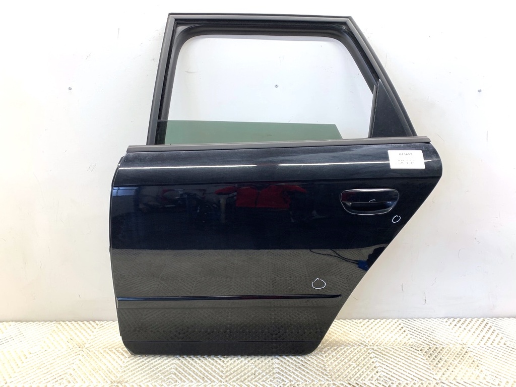 [STARK-843657] Puerta trasera izquierda Audi A4 B7 Avant (8ED) 2004-2008