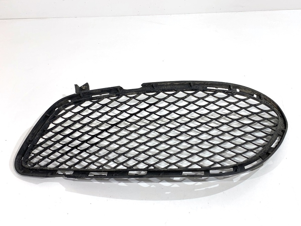 [STARK-843762] Rejilla de parachoques delantero derecha Mercedes-Benz CLS Shooting Brake (X218) 2012-2017