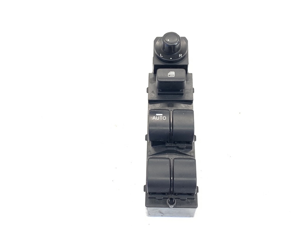 [STARK-846601] Interruptor de elevalunas MAZDA 3 sedan (BM_, BN_) 2013-2022