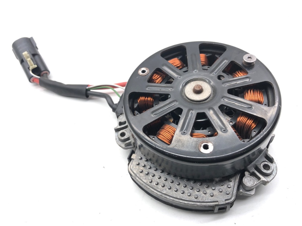 [STARK-849313] Módulo de ventilador para Jaguar E-PACE (X540) 2.0 D180 AWD 2017-2022