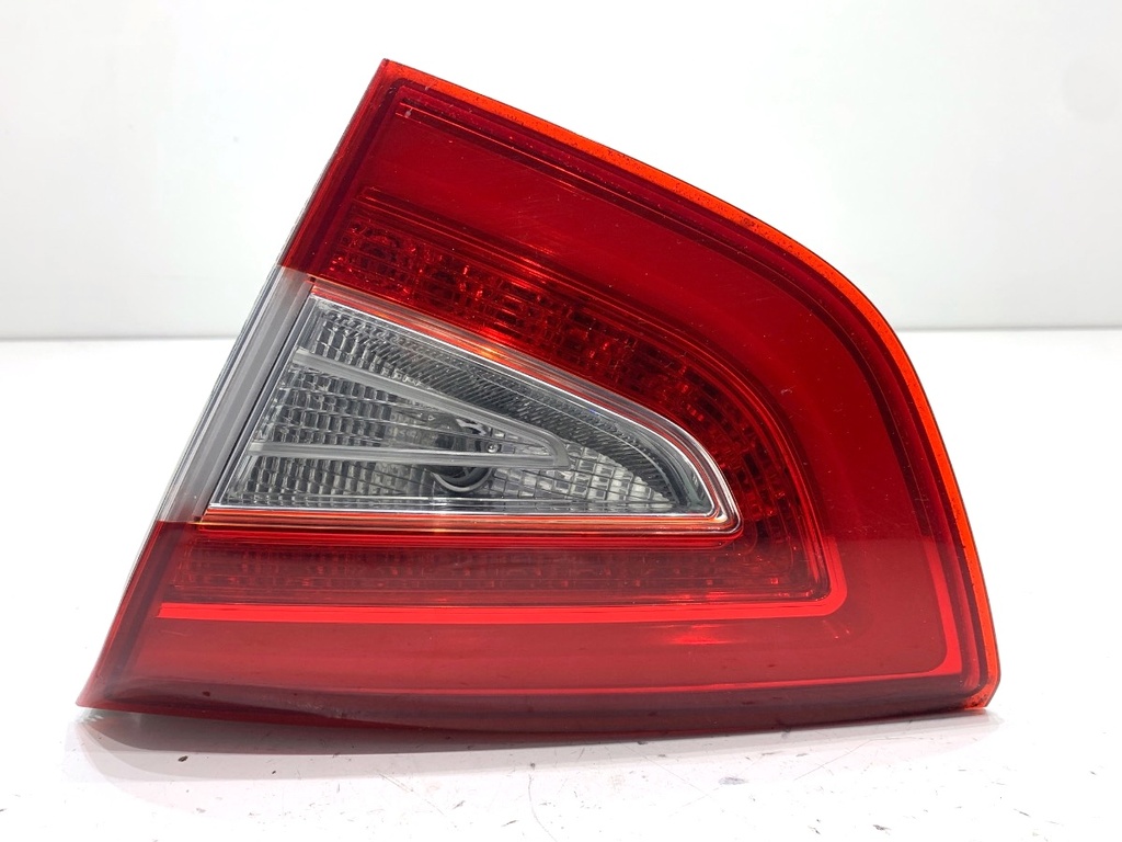 [STARK-849957] Piloto trasero derecho HYUNDAI ix35 (LM, EL, ELH) 2009-2022