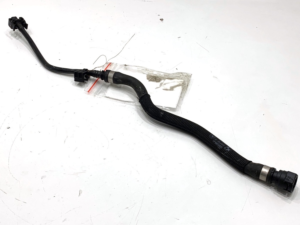 [STARK-852390] Desagüe de agua BMW Serie 5 Touring (G31) 2017-2022