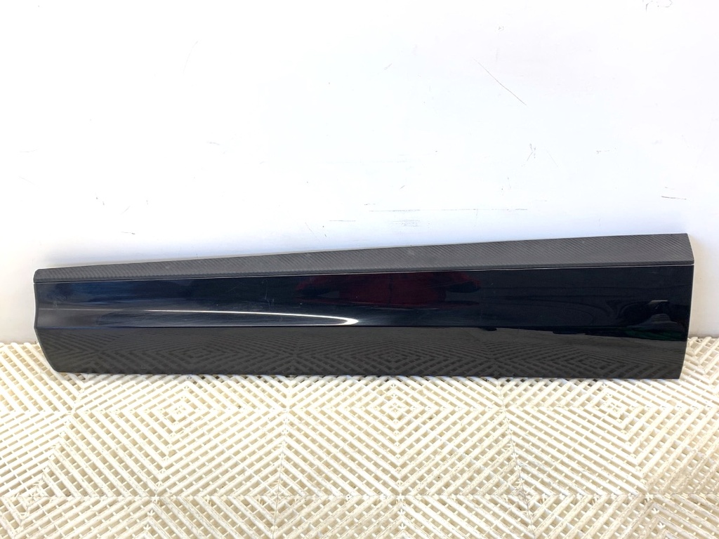 [STARK-852736] Guarnición de puerta delantera izquierda MG HS 2018-2022