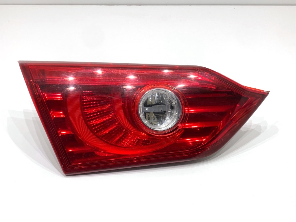 [STARK-854687] Piloto trasero izquierdo INFINITI Q50 2013-2022